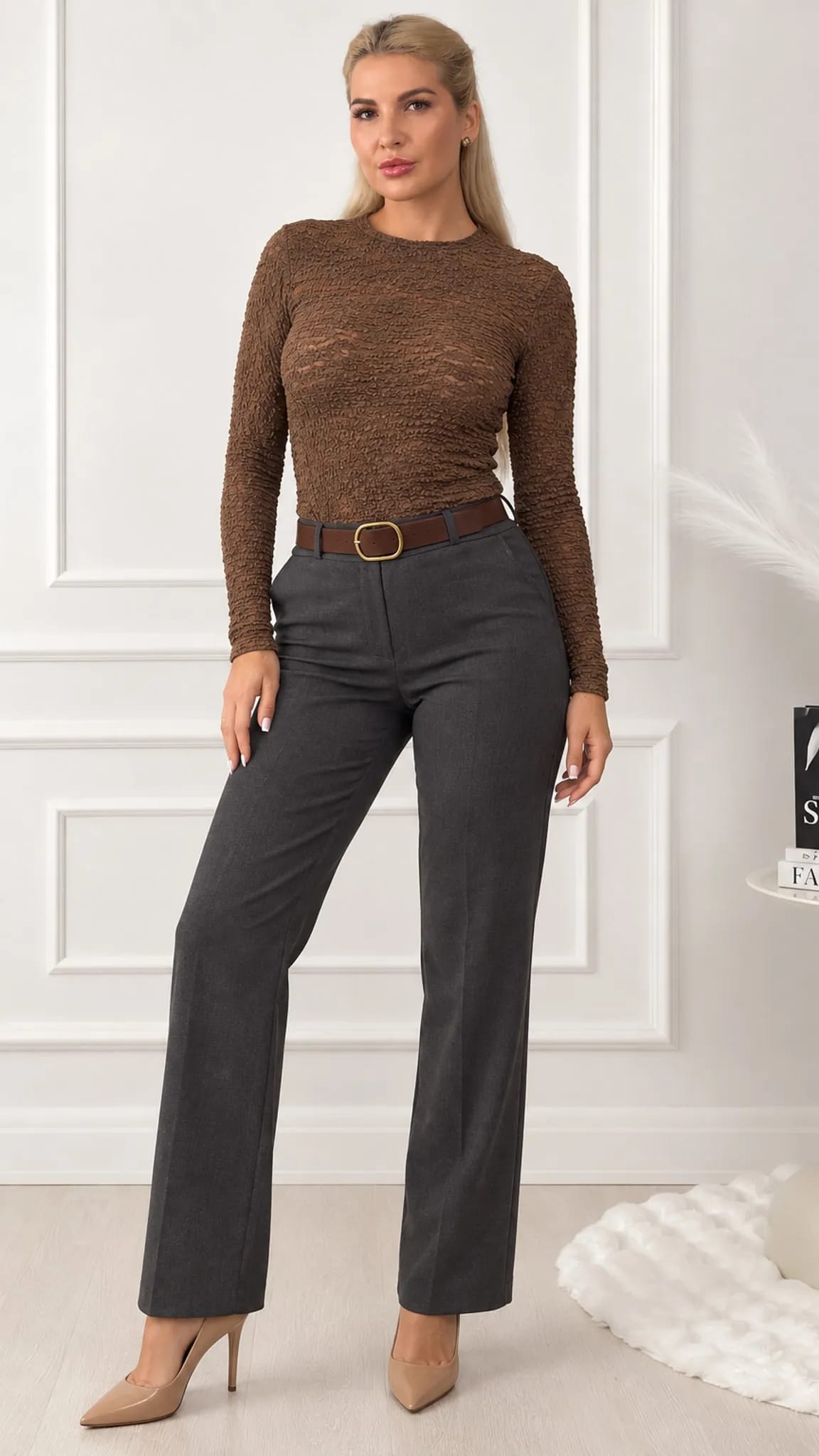 Semi-sheer lace T-shirt – Chocolate