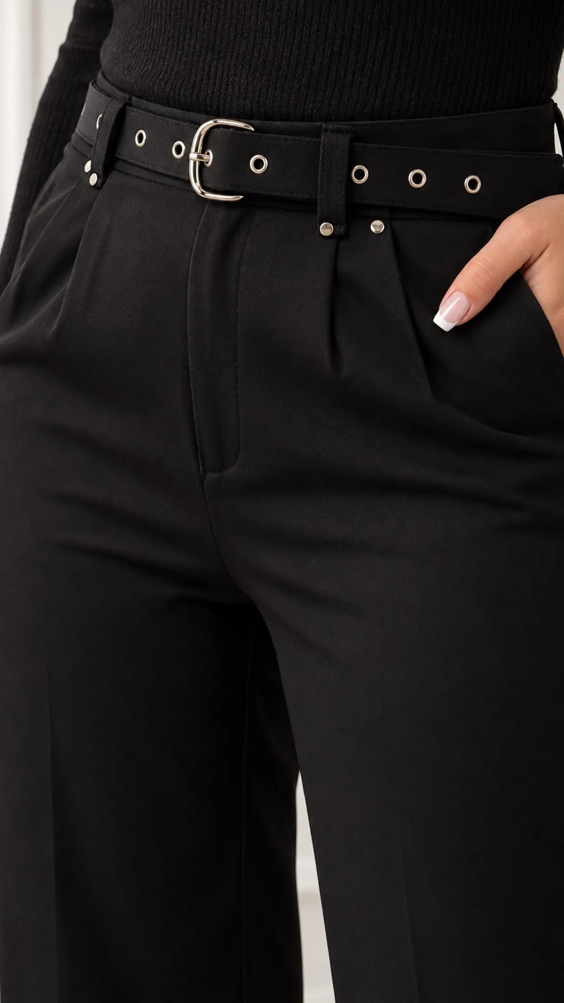 Silver pants with belt