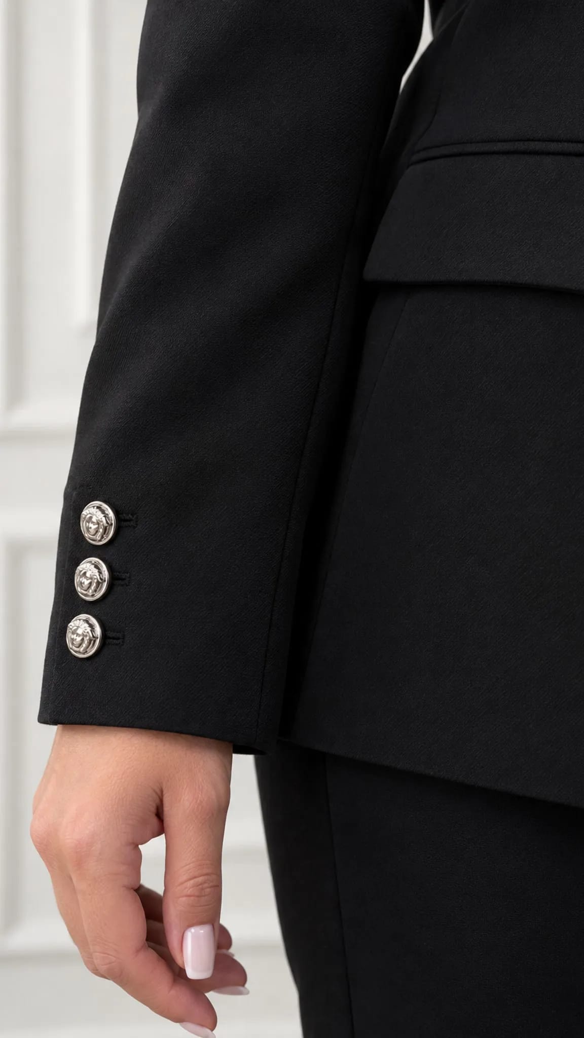 Elegants Komplekts ar Žaketi un Platām Biksēm